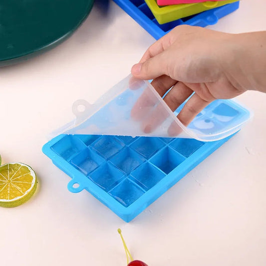 Silicone Ice Cube Tray With Lid